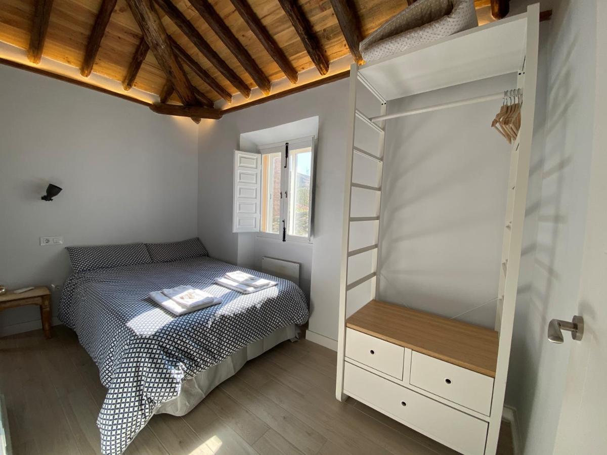 Apartamento Torre del Aver Caces Esterno foto